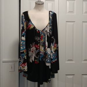 Arden B women's bell sleeves top